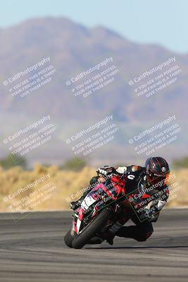 media/Dec-06-2024-CVMA Friday Practice (Fri) [[e1d1c5d4fc]]/4-Group 4 and Trackday/Session 4 (Turn 16)/